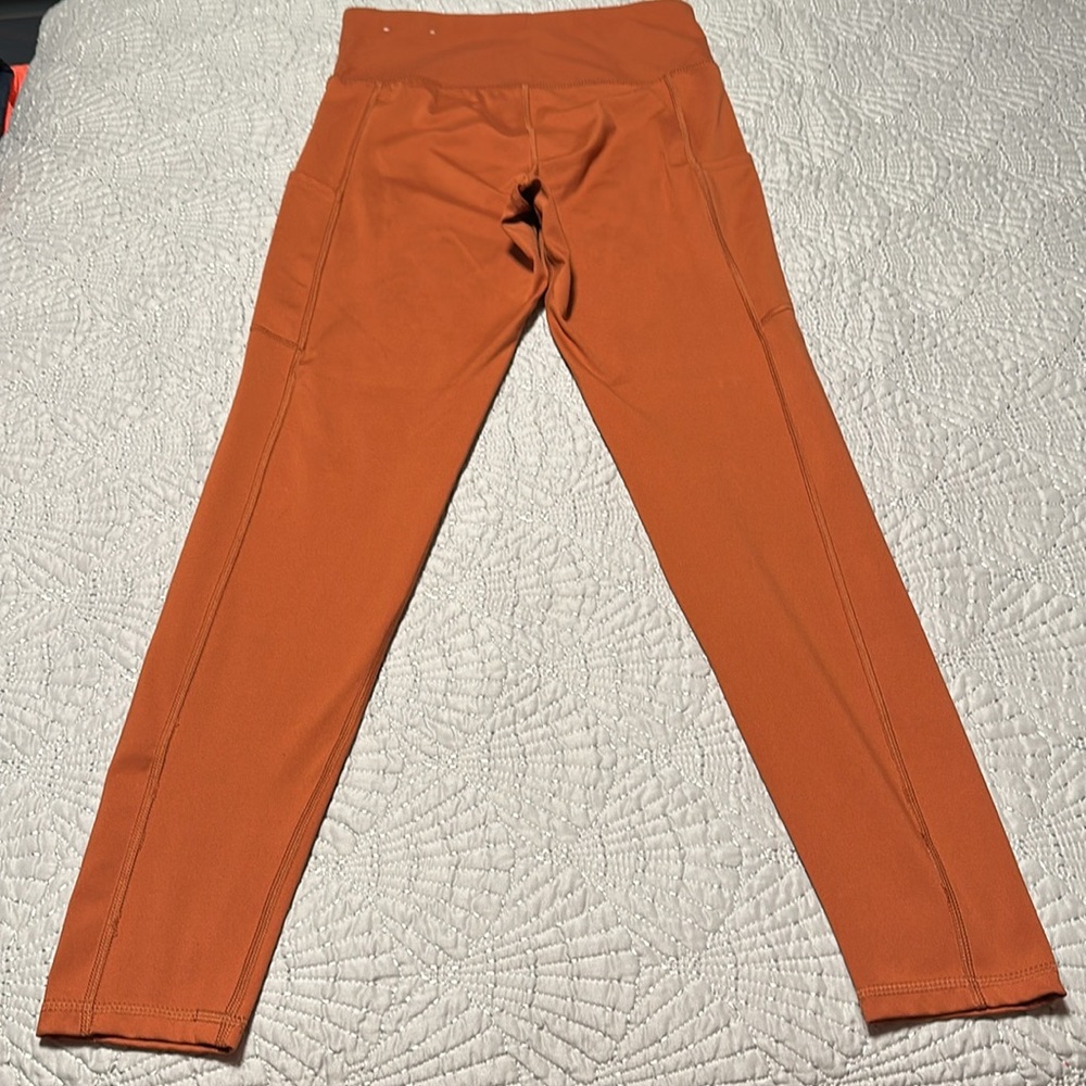American Eagle Rust Everything Pocket Leggings, EUC (Wore Once), Size Large Long - Picture 4 of 9